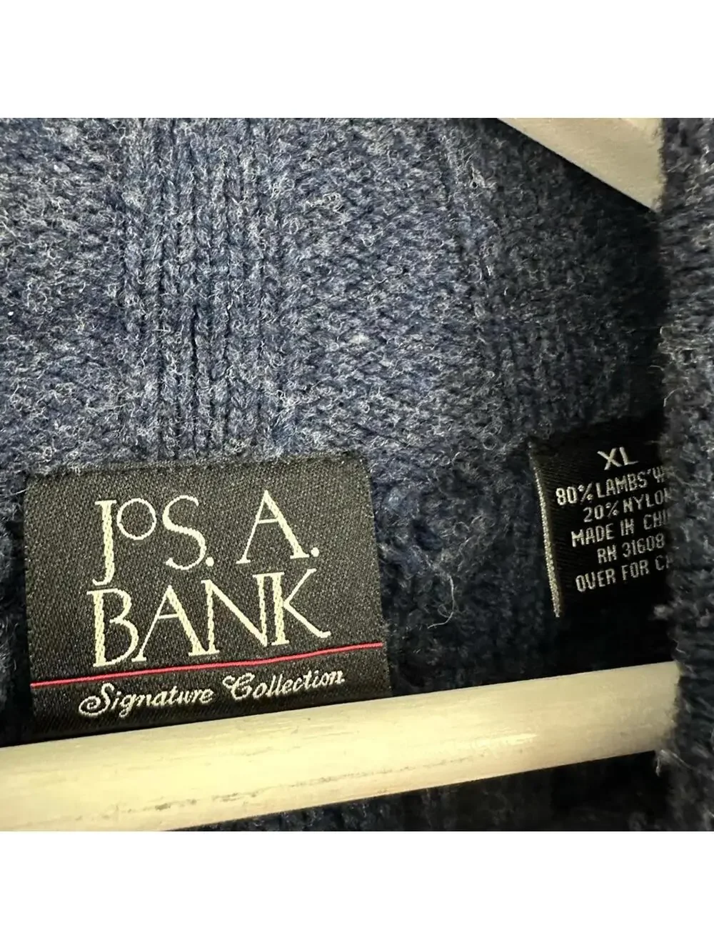 Jos. A. Bank Men’s Lambswool Blue Long Sleeve Sweater Size XL